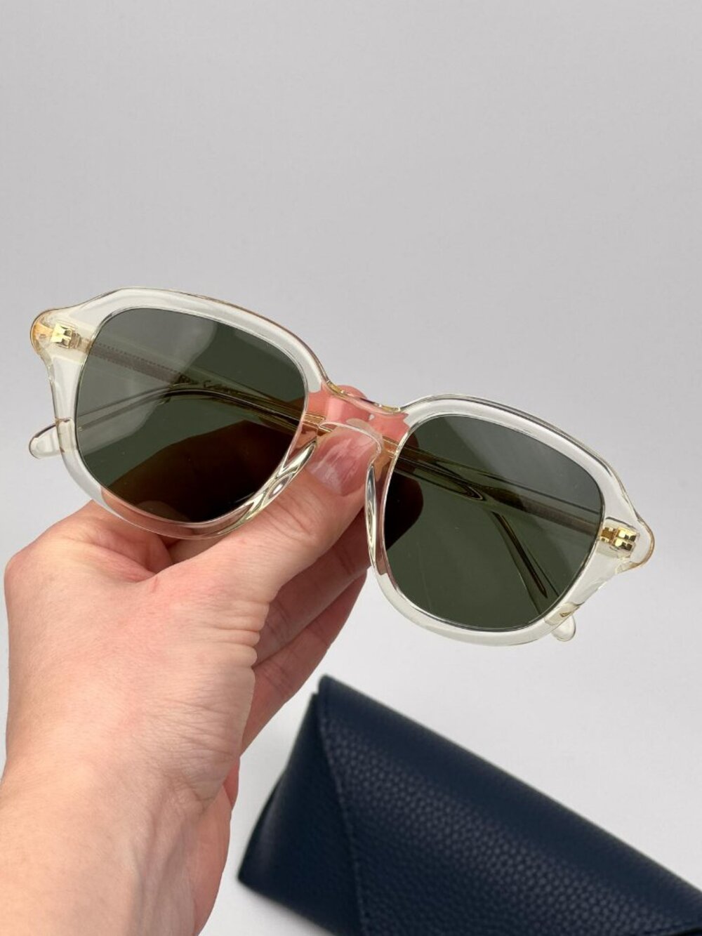 Loewe SLIM Women Sunglasses – Beige Transparent Green Round Square LW40163I 57N